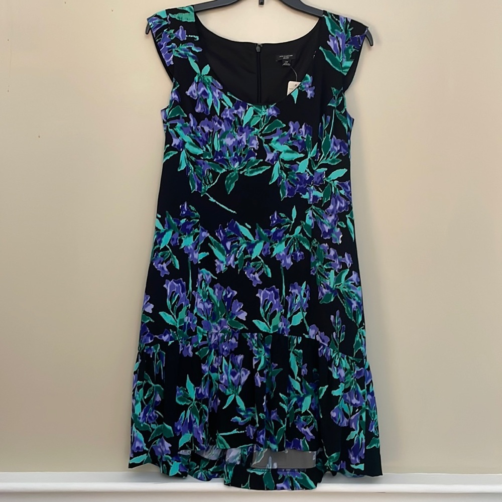 * NWT * ANNE TAYLOR Dress
